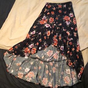 American Eagle Floral Hi-Low Skirt